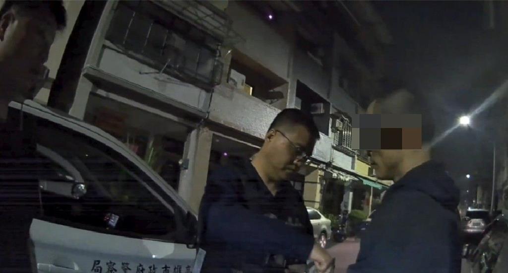 警副所長休假一眼認出慣竊 男廟前偷560元火速遭逮