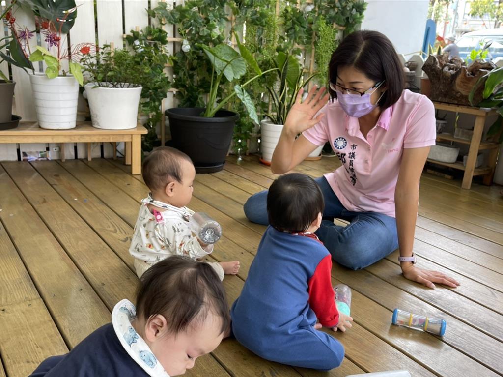 育兒減工時可借鏡韓國 藍營議員籲中市府創造三贏