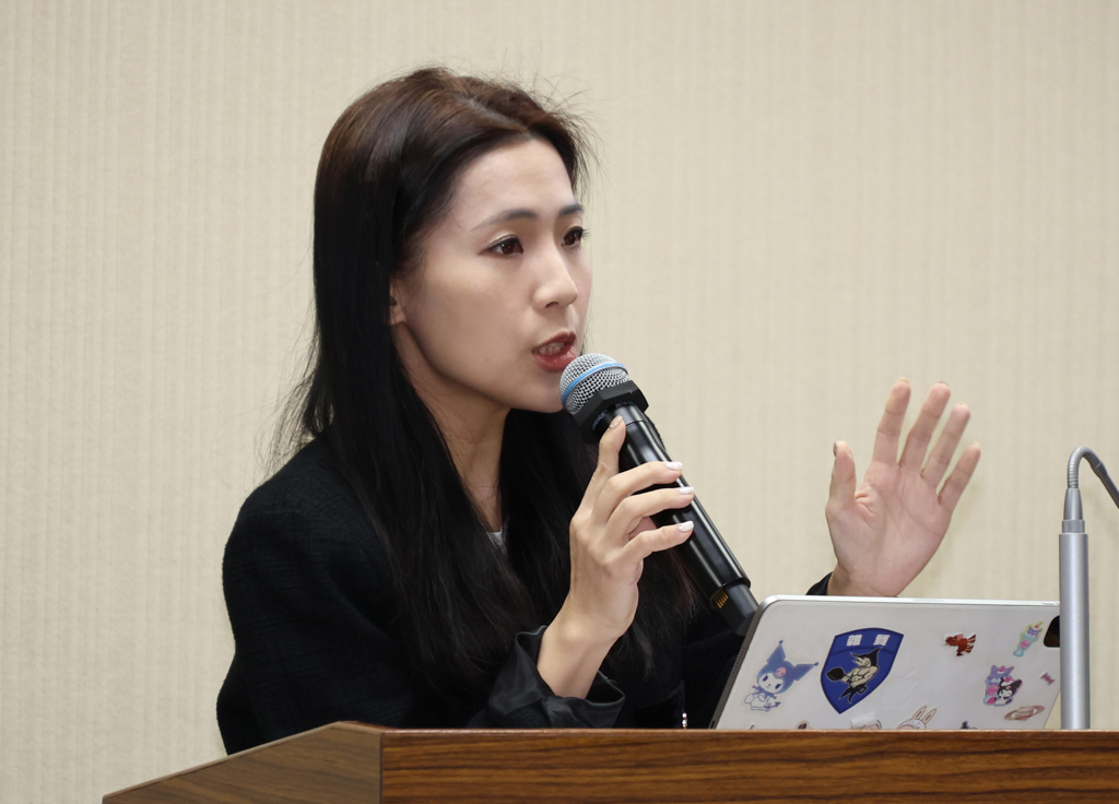 綠營新北市長選戰民調「變天」?徐巧芯酸爆:她真的很急