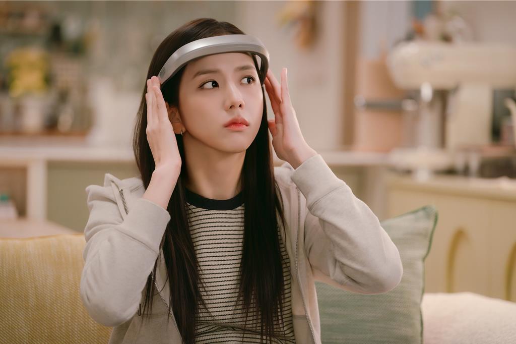 李洙赫帥到像AI「肉麻台詞狂撩Jisoo」 本人反應曝:超滿意