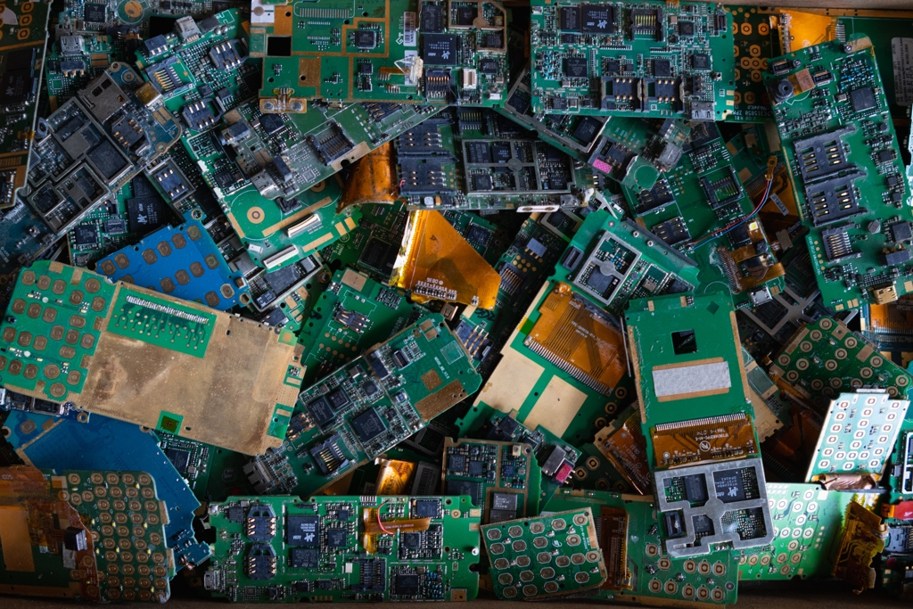 2026年智慧手機淪慘業?低價產品時代掰了 安卓陣營拉警報