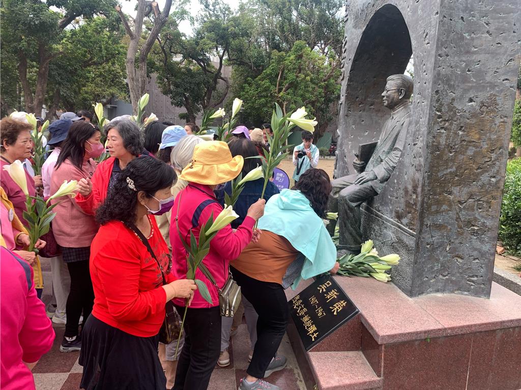 民進黨台南市黨部辦228追思會 籲莫忘人權迫害守護民主