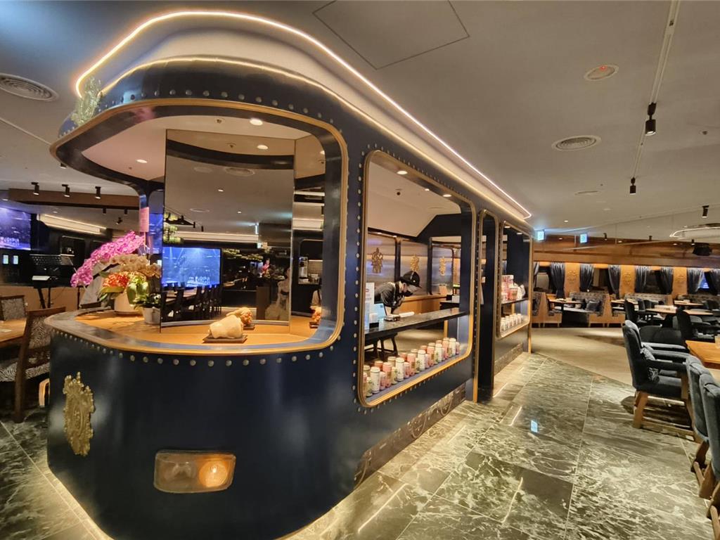 指標名店金色三麥進駐嘉市耐斯百貨 黃敏惠開箱驚喜連連