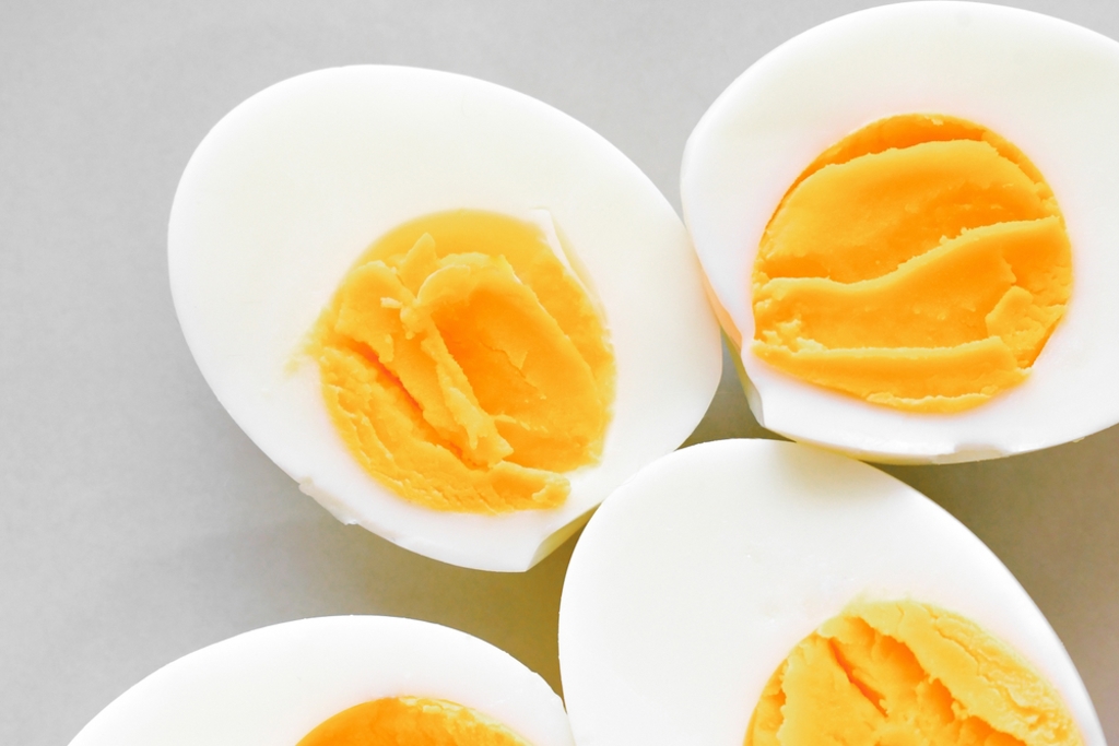 免燒整鍋水!主婦教水煮蛋新做法 蛋黃濕潤不乾柴