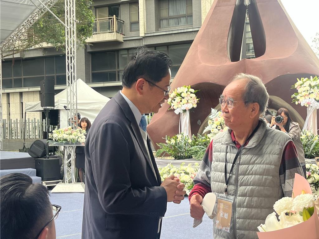 二二八追思 張善政:理性對話、彼此體諒取代對立和衝突