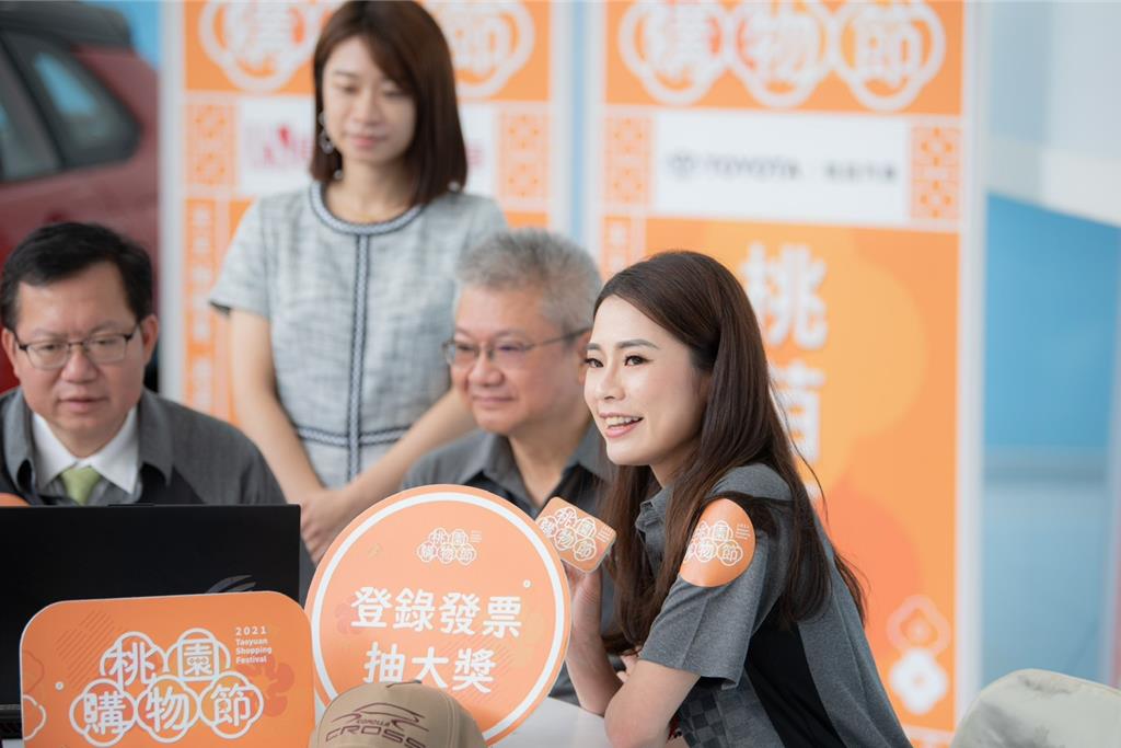 再添生力軍 前勞動部新聞室主任卓芷戎出任童子瑋競辦發言人