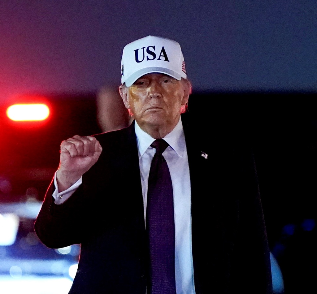 川普嗆史無前例反擊 伊朗高層放話:刺穿美國心臟