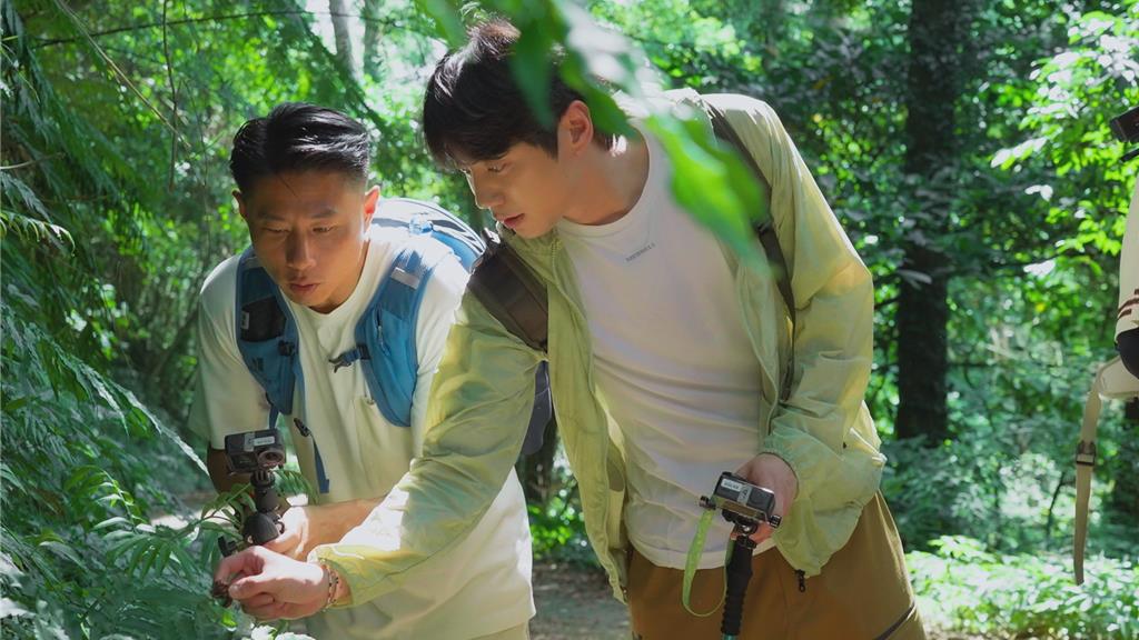 李濬榮祈雨成真!客家古道遇35度高溫「颱風級」暴雨