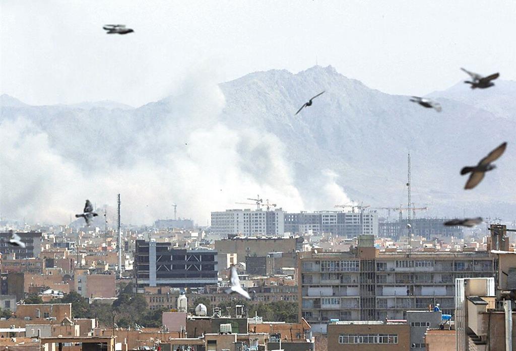 美以聯軍進攻伊朗 學者:戰事不至於擴大及長期化