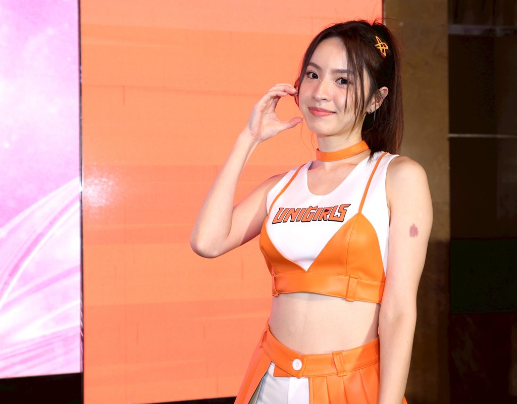 中職》UniGirls新成員模仿猩猩引爆笑 培根欣賞林靖凱場上沉穩