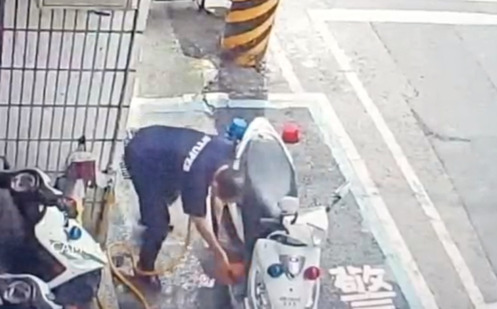 基隆派出所長求好心切「舔指驗車」爆霸凌 兩天已親自洗30餘部車