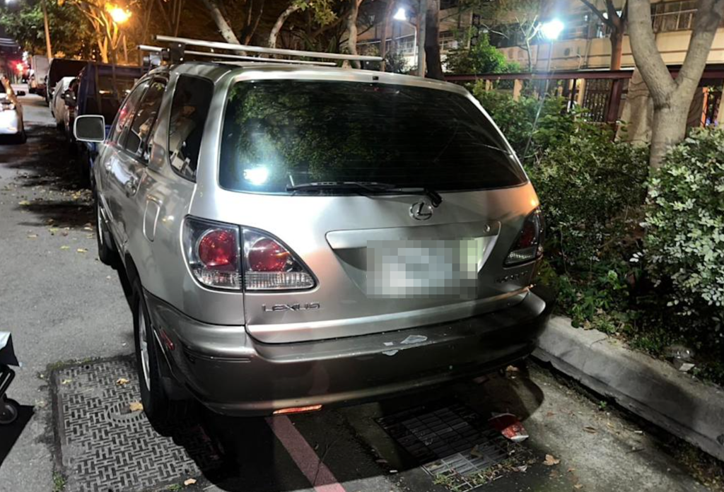 老闆借車給他!裝修工失聯1天「陳屍車內」 警搜出吸食器