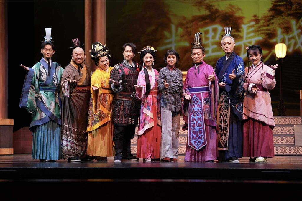 王月大病初癒宣布喜訊!李國修《半里長城》要加演了