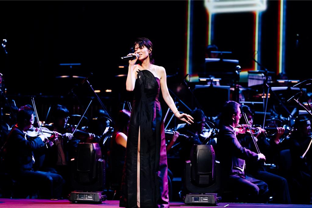 曹雅雯嗨到差點「忘記唱」 彩排多次斷片:忘記我是誰