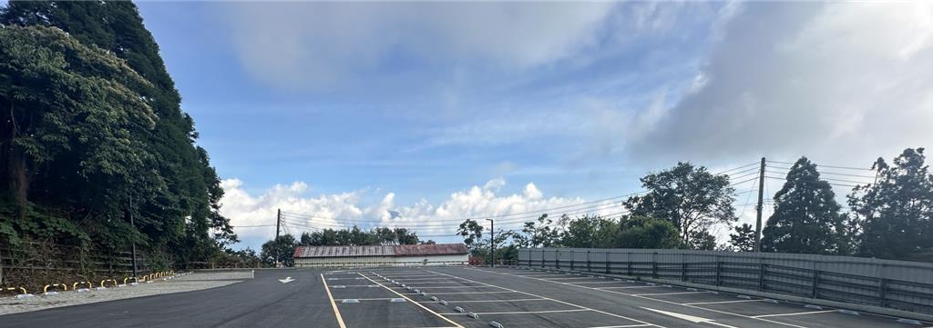 清境農場近年在有限的高山地形中，努力在周邊增設了114個停車位。（清境農場提供／楊靜茹南投傳真）