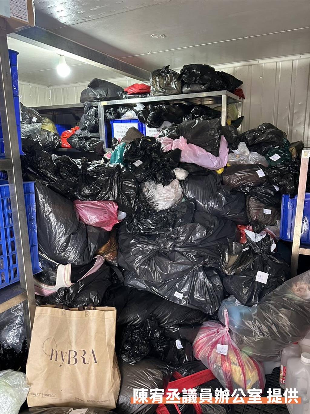 北市動物之家「大體堆疊」快碰天花板 挨批欠毛孩體面終點