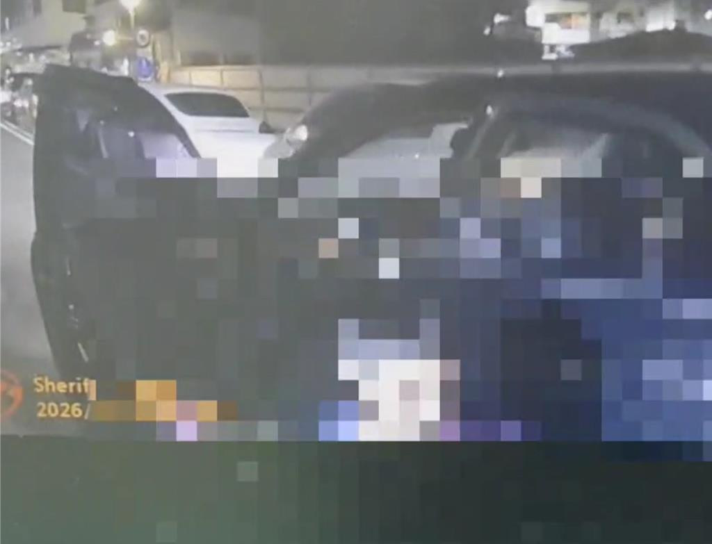 駕車載9月大男嬰竟然蛇行 雲林警搜出海洛英