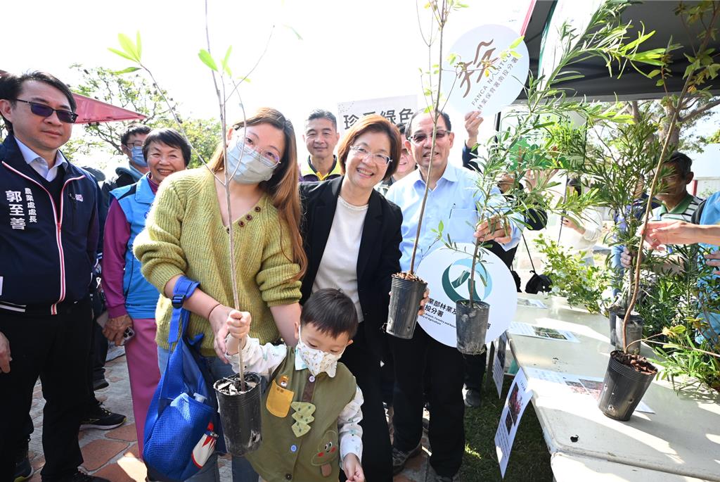 3年送出逾30萬株苗木 助400社區種下綠美化希望