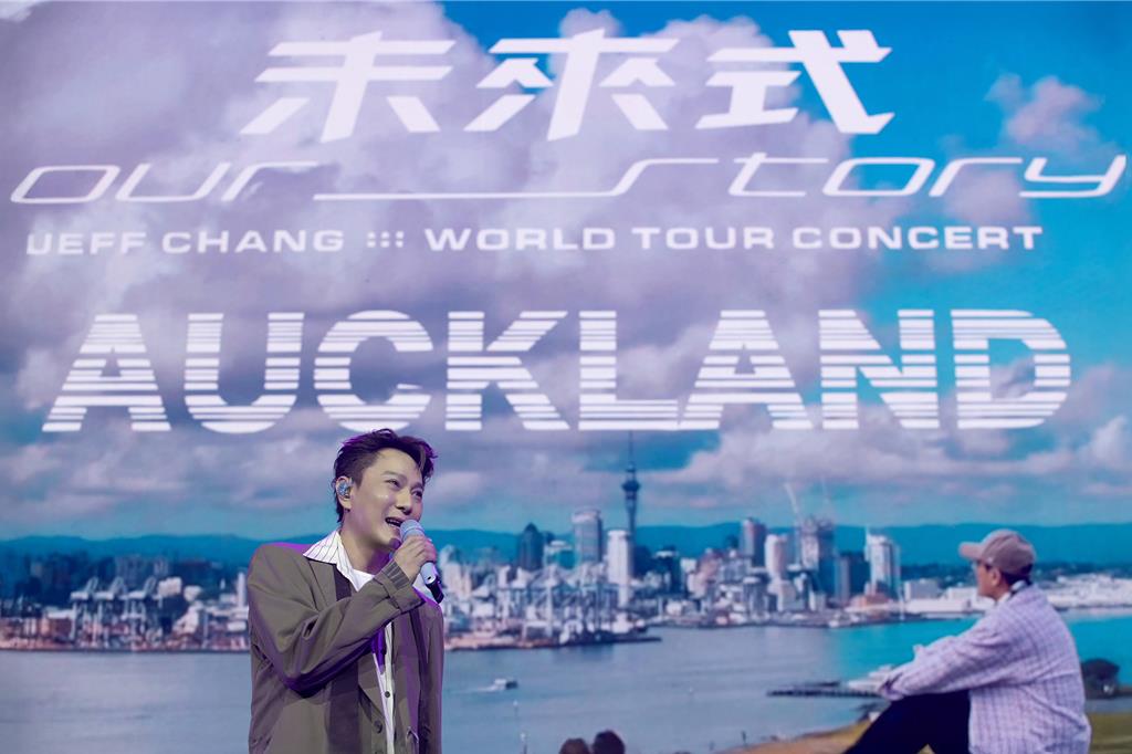 張信哲撒嬌開撩「張太太」大膽告白示愛冒粉紅泡泡