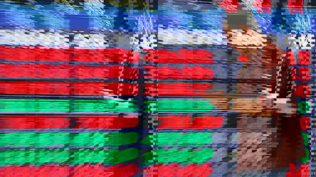 台股下週有望「V型反轉」?短線看AI大佬給訊號 防禦型配置一文看懂