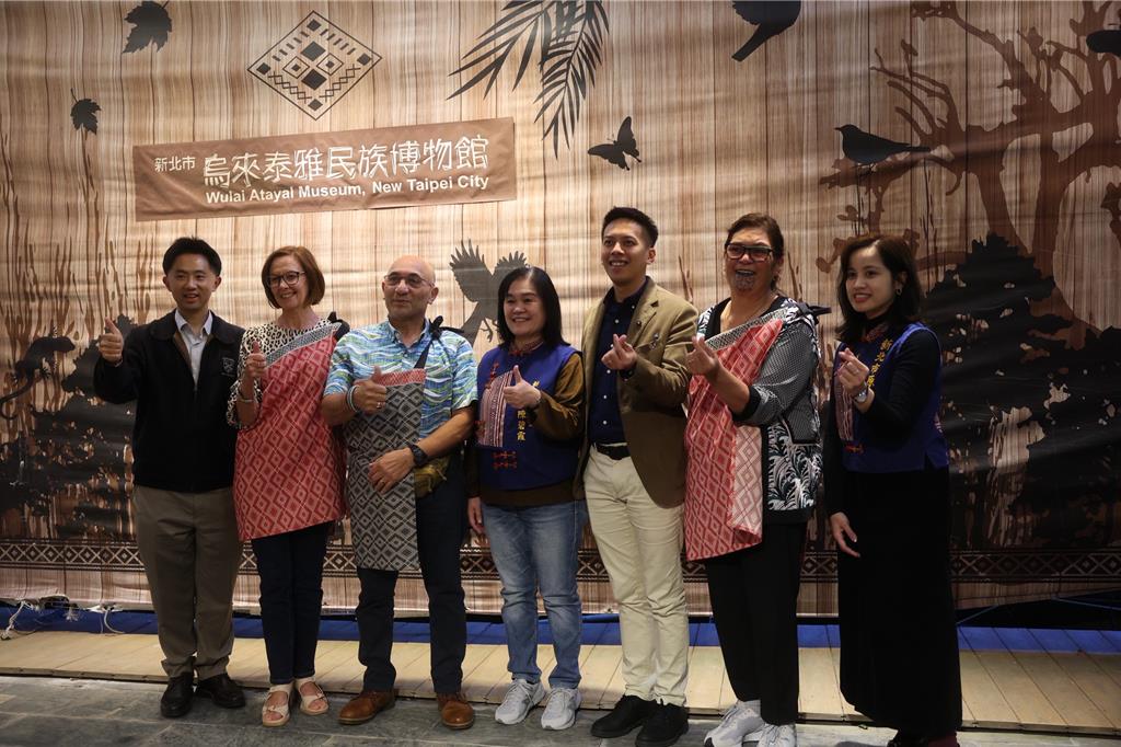 深化台紐原民交流 紐西蘭前外交、國防部長赴烏來泰雅民族博物館參觀