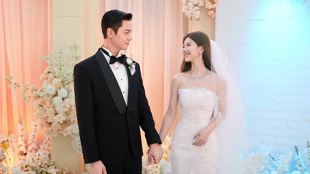 開撕趙露思「偽名媛」真面目 陳偉霆翻舊帳火力全開